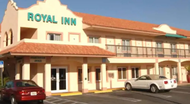 Royal Inn Hotel, Rezervovat Hotel Royal Palm Beach Palm Beach County