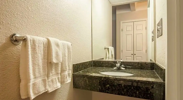 Шестиместный люкс Mountain Valley Inn & Suites