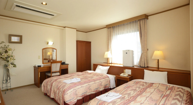 Двухместный номер Standard Iki Marina Hotel