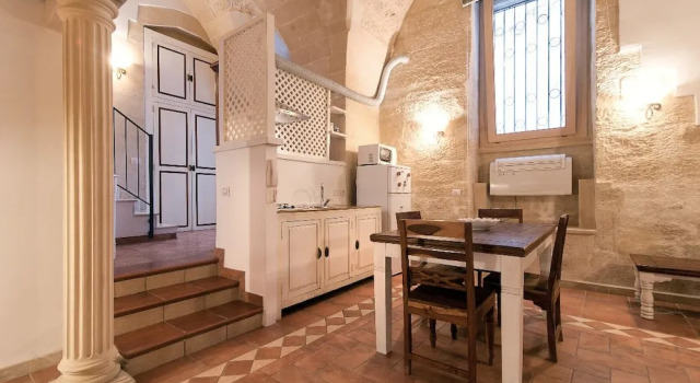 Suite dei Baroni, Забронировать Отель Отели Лечче с бассейном, рядом с Museo Sigismondo Castromediano, Бассейн