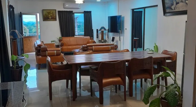 Апартаменты Executive White Diamond Apartment