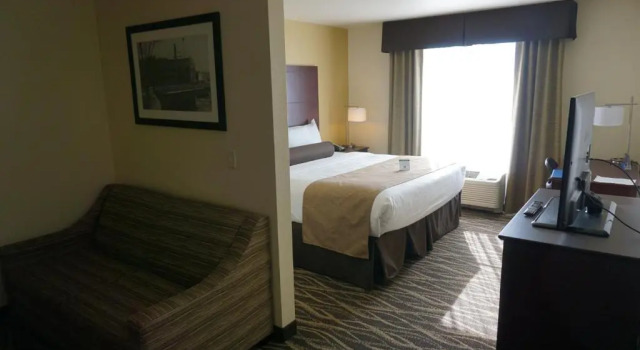 Люкс Deluxe Cobblestone Hotel & Suites - Chippewa Falls