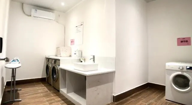 Borrman Hotel Guigang Pingnan  Donghu, Book Hotel Pingnan Kina