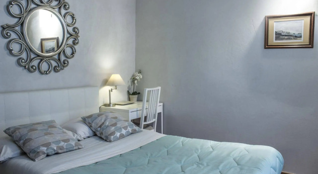 Talismano Luxury Rooms & Apartments, Забронировать Апартаменты/квартира Пьяцца-дель-Плебишито Неаполь, рядом с Ospedale degli Incurabili