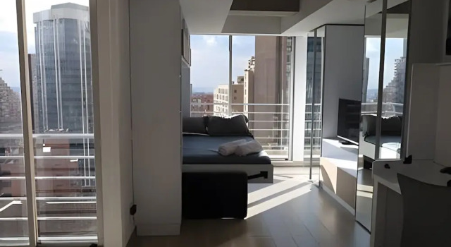 Hermoso Loft con balcón  1028