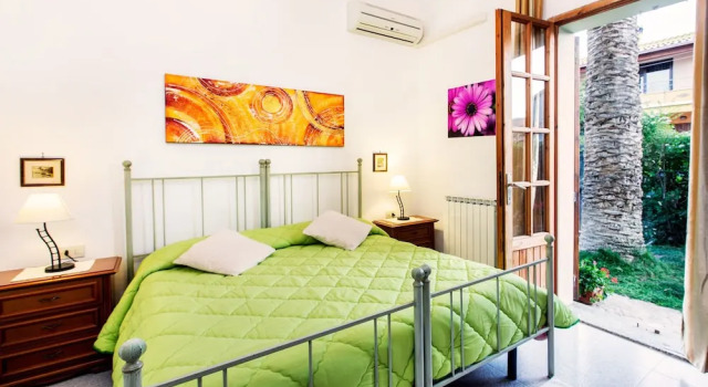 Четырёхместный номер Standard с балконом Residenza AioSardegna Mare e Montagna