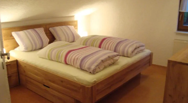 Ferienhaus Brütting, Varaa Hotelli Hotellit Baijeri pysäköinnillä, Pysäköinti