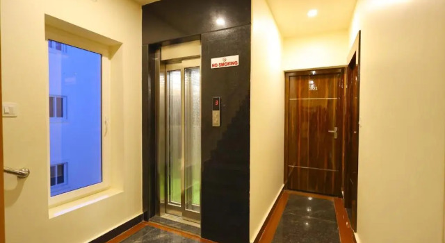 Люкс Hotel Vijaya Grand