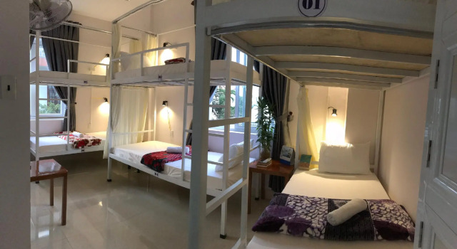Кровать в общем номере Bon Ami Hostel