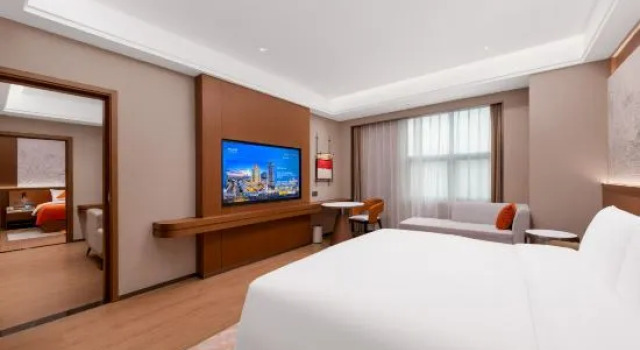 Семейный люкс Haofeng Wyndham Hotel (Zhongshan Dengdu Guzhen Guomao Branch)