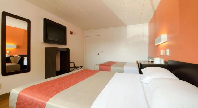 Четырёхместный номер Standard Motel 6-Gaithersburg, DC - Washington
