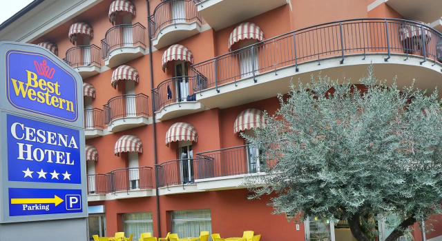 Кровать в общем номере Best Western Cesena Hotel