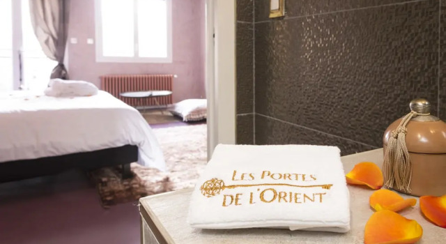 Двухместный номер Standard с балконом Riad SPA "Les Portes de lOrient" TOURS