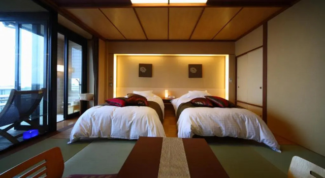 Четырёхместный номер Superior Biwako Ryokusuitei