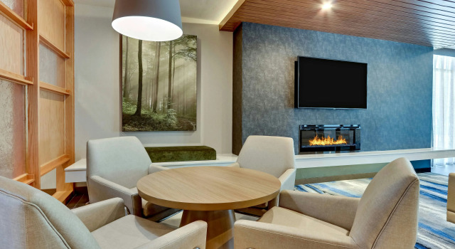Fairfield Inn & Suites by Marriott Dallas Love Field