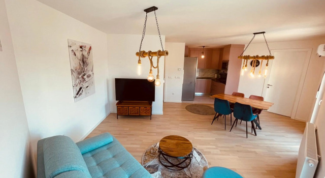 Apartment 7