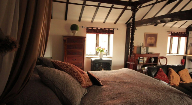 The Hayloft and Stables at Greystones, Varaa Hotelli 3 tähden hotellit kohteessa Merseyside, 3*