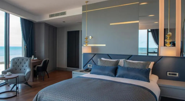 Люкс Deluxe B&C HOTEL