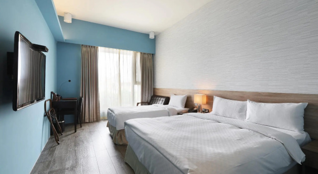 Standard Dreier Zimmer KUN Hotel