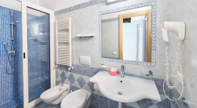 Трёхместный номер Standard Hotel Costa Citara