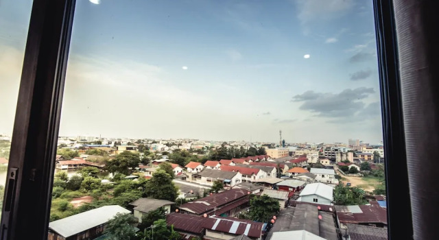 The Isis Stay in Korat, Varaa Hotelli Hotellit North-Eastern Thailand pysäköinnillä, Pysäköinti