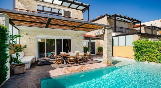 Sunny Villa Tria, Rezerwuj Willa Wille w Macedonia, Willa