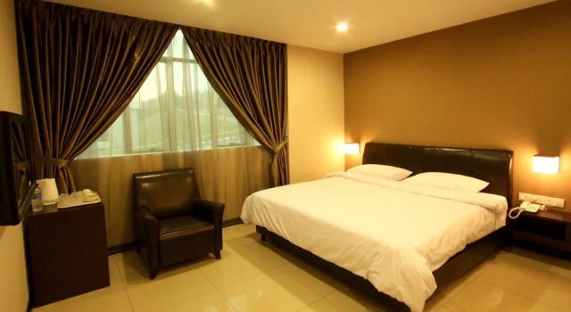 Rail Hotel