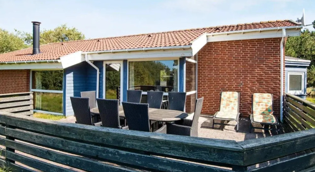 Коттедж 6 person holiday home in Fanø