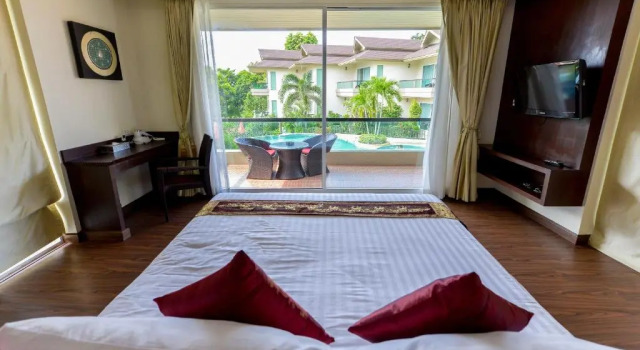 Двухместный номер Superior с видом на бассейн Sita Beach Resort