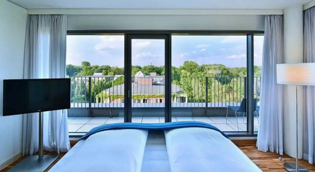 Номер Standard с видом на город Pestana Berlin Tiergarten