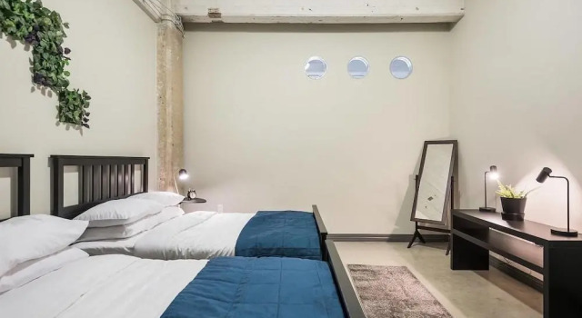Downtown Dallas Gorgeous 3 BD, Pool & Gym, Забронировать Отель Отели Далласа 3 звезды, рядом с Арена, 3*