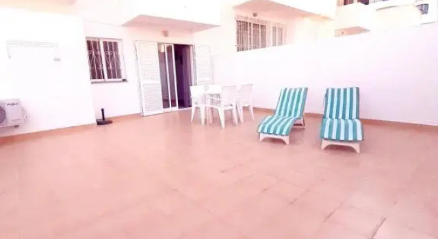 Apartamentos Julieta, Забронировать Апартаменты/квартира Отели Албуфейра с парковкой, рядом с Municipal Museum of Archaeology, Парковка