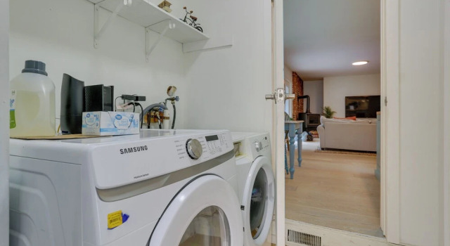 Charming Swan Lake Apartment w/ Deck!, Book Lejlighed Bethel New York State
