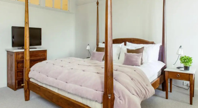 Апартаменты Grand с 4 комнатами Grand Edinburgh Castlehill Apartment