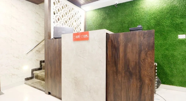 OYO 37351 Hotel Krishna Royal, Book Hotel Amritsar Punjab