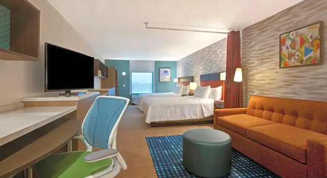 Четырёхместный люкс c 1 комнатой Home2 Suites By Hilton Loves Park Rockford