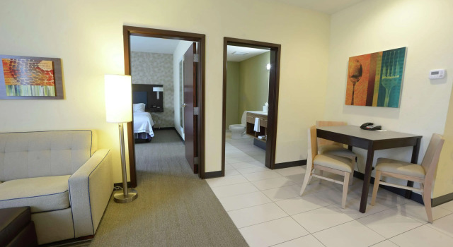 Home2Suites by Hilton Edmond, Book Hotel Hoteller i Edmond med parkering, Parkering