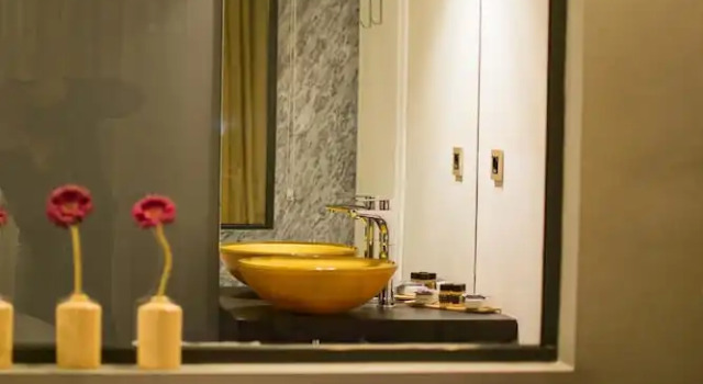 Пятиместный люкс Superior Golden Suites & Spa