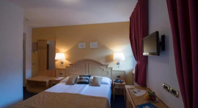 Двухместный номер Standard Hotel La Meridiana
