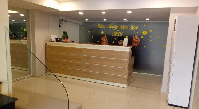 Kim Long Chau Hotel, Забронировать Отель Отели Хошимина с парковкой, рядом с Golden Dragon Water Puppet Theatre, Парковка