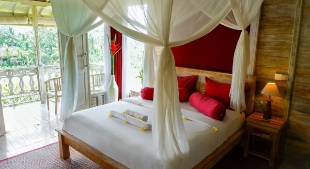 Вилла с балконом B Saya Villas