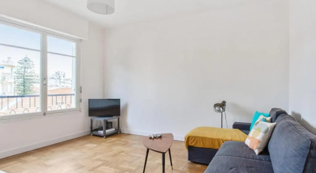 Апартаменты Modern and bright flat in a calm street close to Nice station - Welkeys