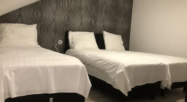 Трёхместный номер Standard Mimosa Hotel