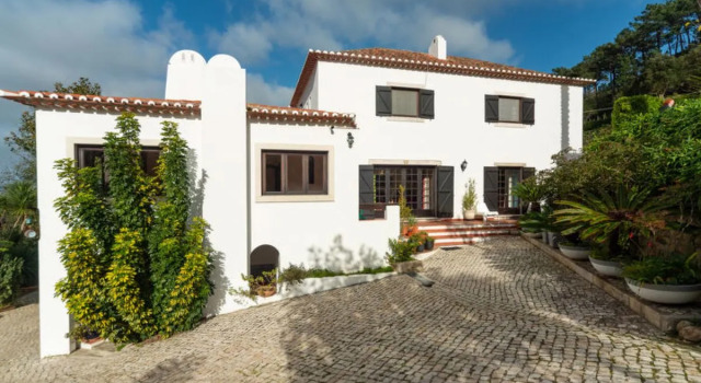 Oliveiras House (CLE150)