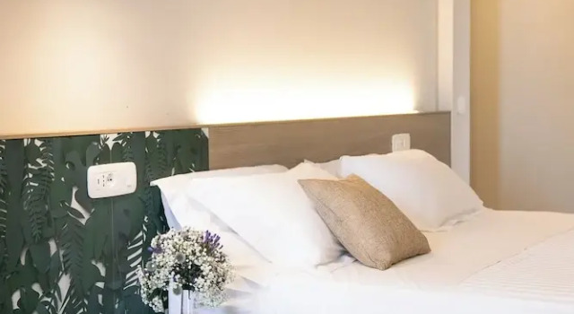 Номер Superior Hotel Hollywood