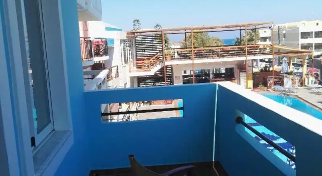 Номер Standard с балконом Epimenidis Hotel