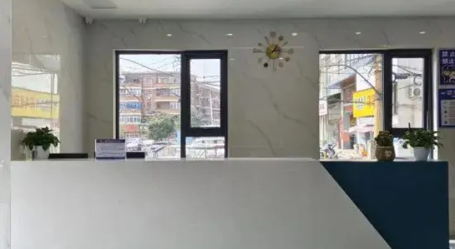 Xuanxi Hotel (Old Town Center Lijingmen Cross Street), Rezervovat Hotel Luo-jang Henan