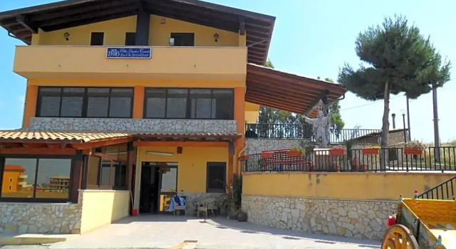Villa Jolanda & Carmelo, Book Villa Sommerhuse i Agrigento Area, Hytte
