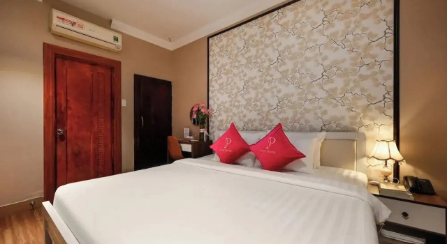 Номер Deluxe с видом на город Pink Boutique Ben Thanh Hotel