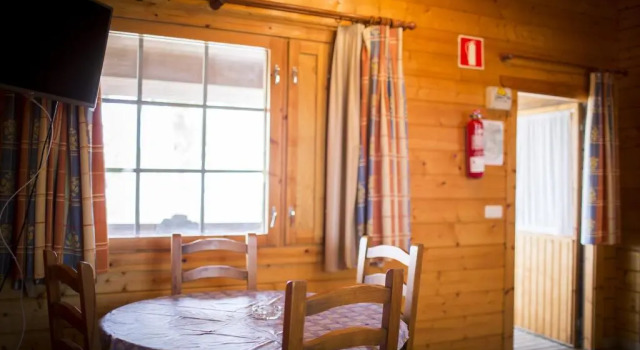 Бунгало Devesa Gardens Camping & Resort